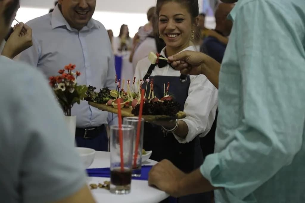 karsilama-kokteyl-acik bufe-nisan-dugun-kutlama-acilis-izmir-organizasyon-catering hizmeti