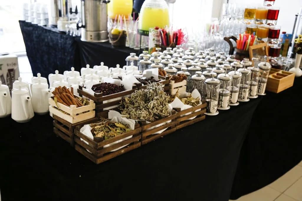 kokteyl-izmir-catering-organizasyon-acilis-kurumsal-siyah-strec-giydirme-bistro-giydirme-acilis-lansman-temel-atma-kokteyl-kutlama-organizasyonlari-ceromany-trio-konsept-izmir-organizasyon-firmasi-izmir-catering-firması-acık-bufe-kokteyl-atistirmalik-bbq-coffe-break-servis-hizmet-sunum-hijyen-dekorkokteyl-izmir-catering-organizasyon-acılıs-kurumsal-cadir-isitma-hizmeti