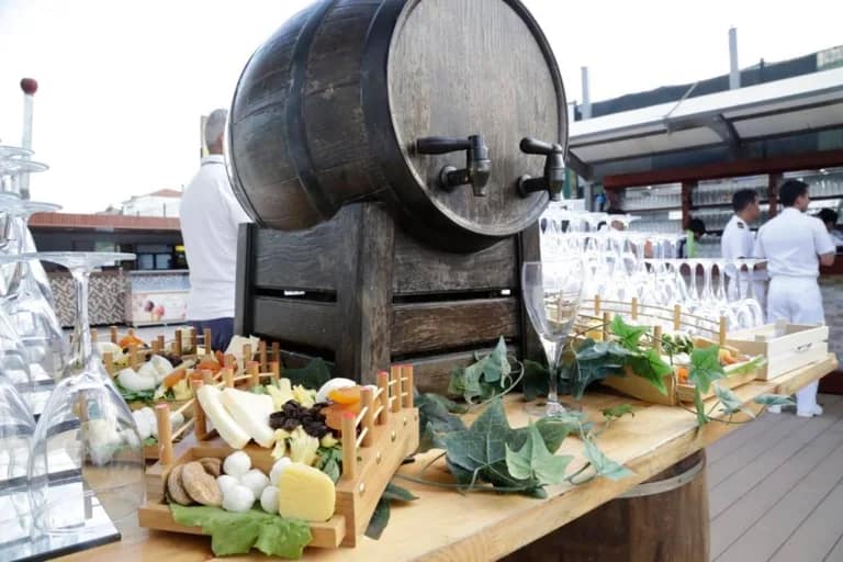 kokteyl-izmir-catering-organizasyon-acılıs-kutlama-nisan