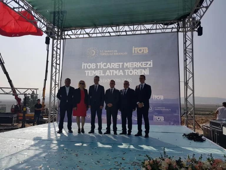 kokteyl-izmir-catering-organizasyon-acilis-kurumsal-siyah-strec-giydirme-bistro-giydirme-acilis-lansman-temel-atma-kokteyl-kutlama-organizasyonlari-ceromany-trio-konsept-izmir-organizasyon-firmasi-izmir-catering-firmasi-acik-bufe-kokteyl-atistirmalikler-bbq-coffe-break-servis-hizmet-sunum-hijyen-dekor-kokteyl-izmir-catering-organizasyon-acilis-kurumsal-cadir-isitma-hizmeti