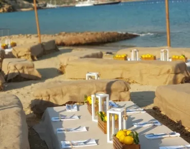 Luxury-wedding-decor-bodrum-dugun-organizasyon-bodrum-wedding-event-izmir-dugun-organizasyonu-slider-susleme-dekorasyon-wedding-bodrum-wedding-cesme-dugun-organizasyonu-alacati-dugun-dekor-susleme-dugun-catering-fotograf-kosesi-hatira-kosesi-rustik-konsept-dugunler