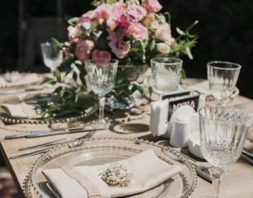 Luxury-wedding-decor-bodrum-dugun-organizasyon-bodrum-wedding-event-izmir-dugun-organizasyonu-slider-susleme-dekorasyon-wedding-bodrum-wedding-cesme-dugun-organizasyonu-alacati-dugun-dekor-susleme-dugun-catering-fotograf-kosesi-hatira-kosesi-rustik-konsept-dugunler