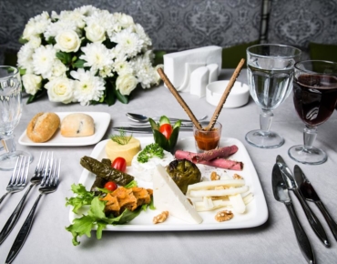 TURK-MEZE-TABAGI-set-menu-ana-yemek-online-catering-catering-services-izmir-mutfak-kitchen-dugun-catering-bodrum-catering-hizmeti-kusadasi-urla-alacati-dugun-catering